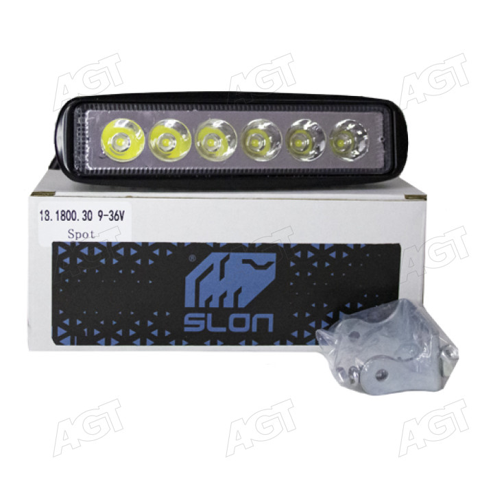 Фара LED прямокутна 18W, 6 ламп, 150х38х46 мм, вузький промінь (SLON) Фара LED прямокутна 18W, 6 ламп, 150х38х46 мм, вузький промінь (SLON)